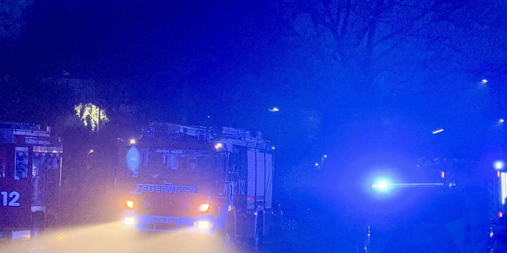 Kellerbrand Grullbad: Feuerwehr kämpft gegen Rauchentwicklung