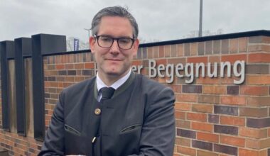 Bestatter erklärt, warum Friedhöfe unbeliebter werden