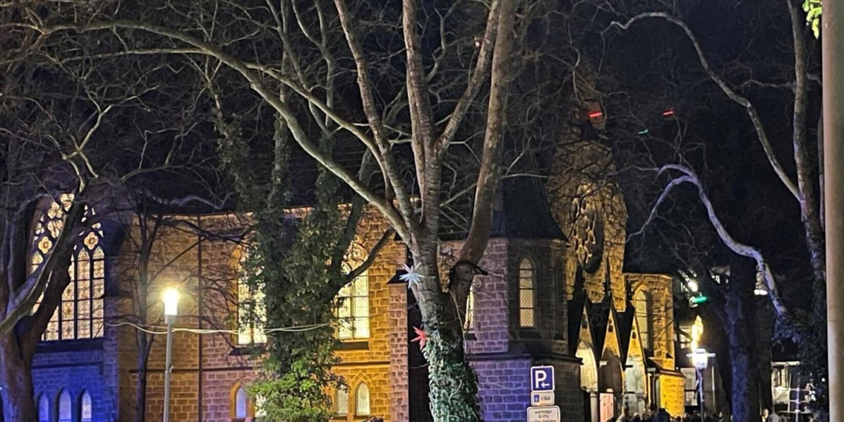 Christvesper in Holzwickede abgebrochen: Rettungseinsatz in Kirche