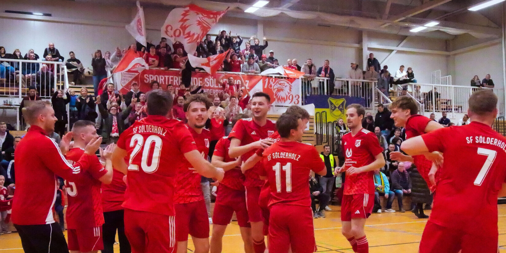 Hallenstadtmeisterschaft Dortmund: Favoriten kämpfen um Zwischenrunde