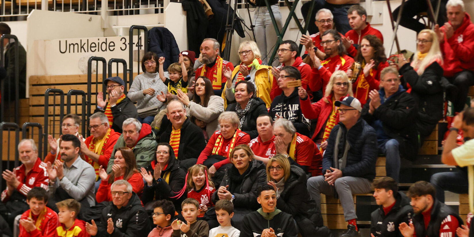 Tim Gebauer feiert Mengede 08/20