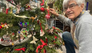 Sankt Augustin: Bei Bielkes fährt die Eisenbahn im Weihnachtsbaum