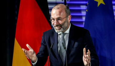 EVP-Chef Weber will Soldaten mit «europäischer Flagge auf der Uniform» in der Ukraine