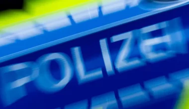 Stuttgarter Stadtbahn entgleist - zwei Menschen verletzt - Baden-Württemberg