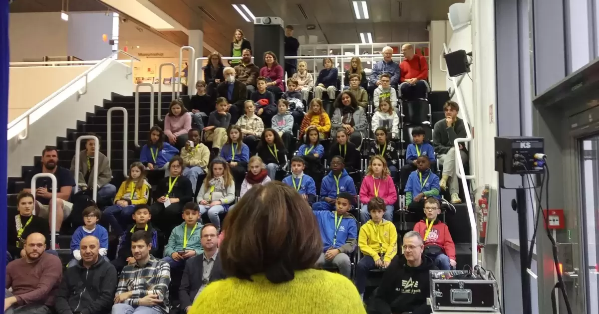 Lorient-Kinder sagen dem Advent in Ludwigshafen adieu - Ludwigshafen