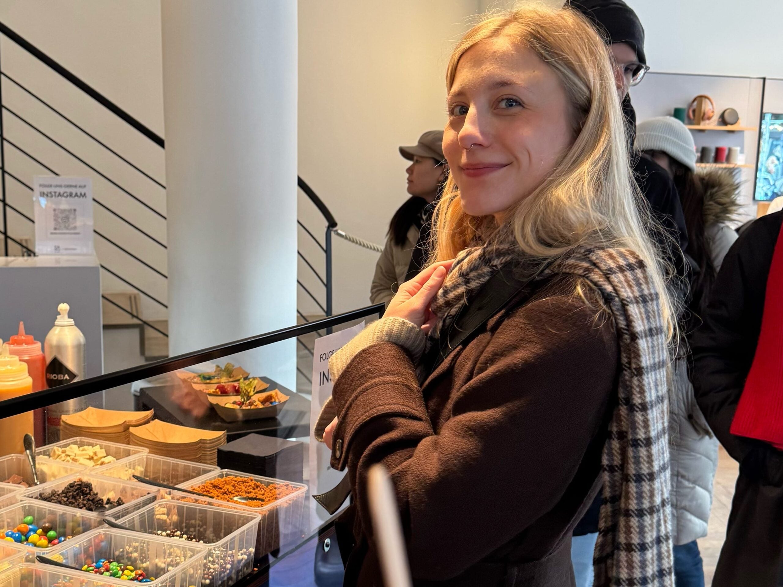 Ihr gefällt sowohl die Kultur, als auch das gute Essen in der Landeshauptstadt.