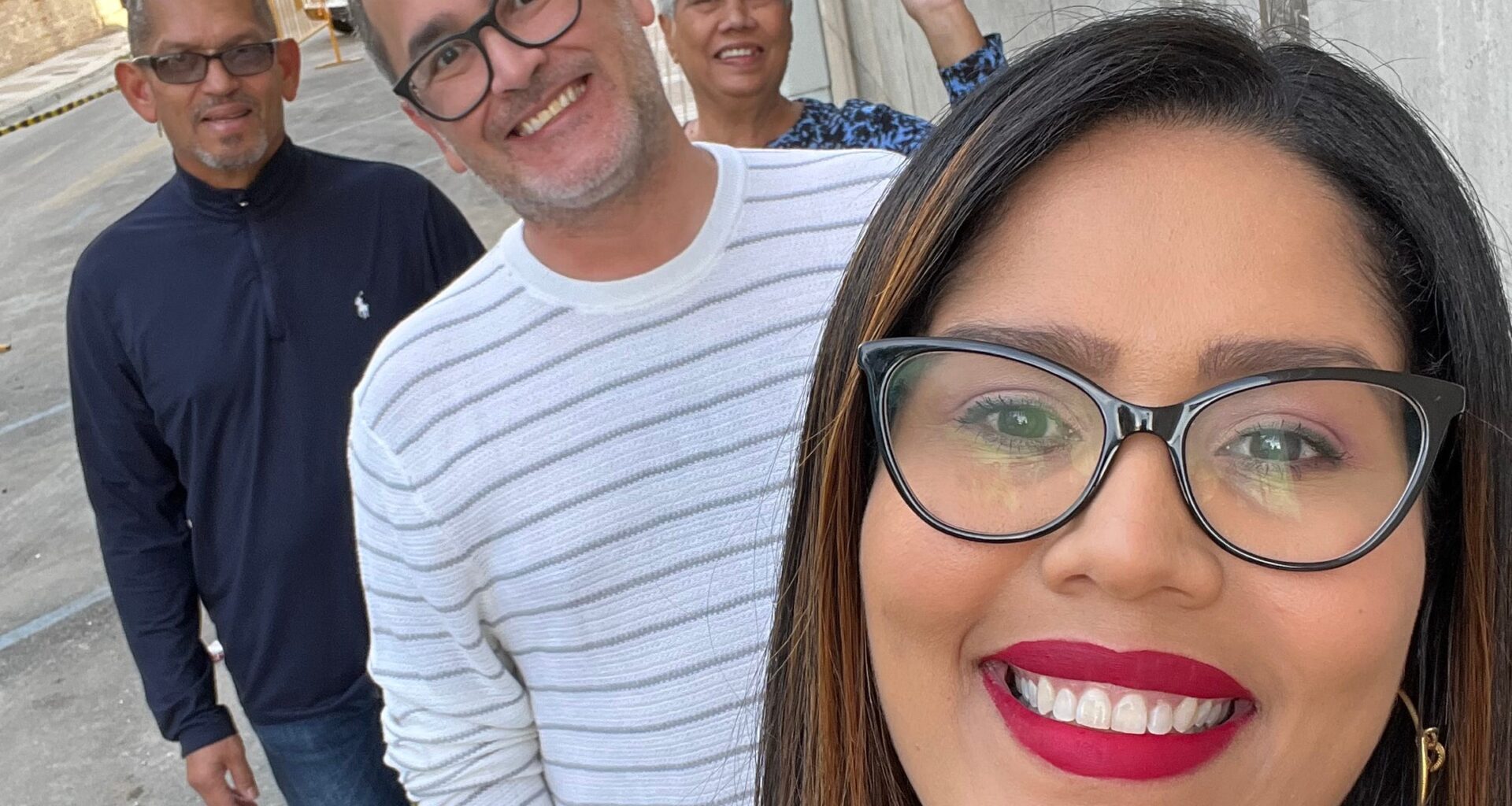 Roberto und Sara Burgos mit ihrer Tochter Zahydie Burgos und ihrem Schwiegersohn Pako.