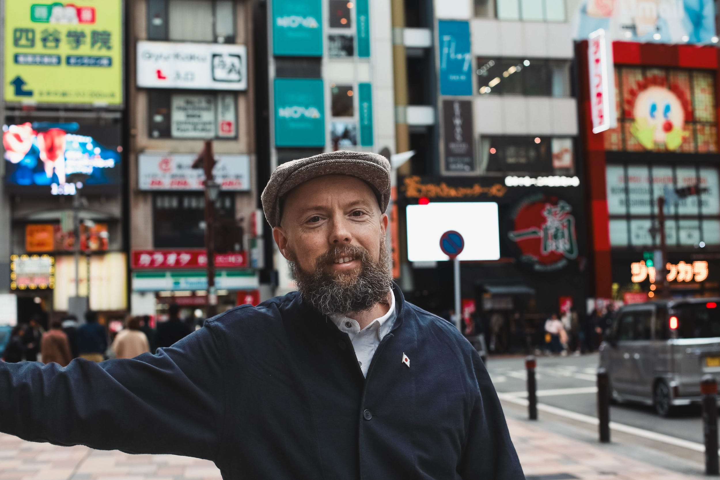 Woolsey ging zum ersten Mal als Austauschschüler nach Japan. 