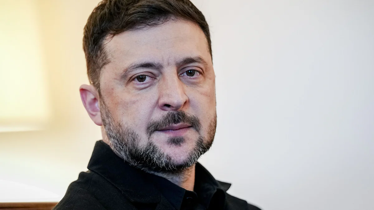 Ukraine News: Selenskij kündigt Besuch bei US-Präsident Trump an - Politik