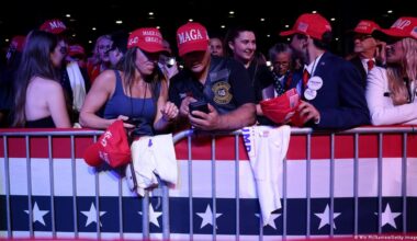 Die Mächte hinter Trumps MAGA-Bewegung – DW – 14.12.2025