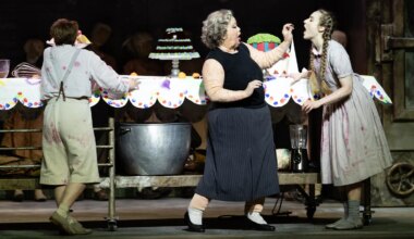 München: Die Märchenoper Hänsel und Gretel hat Hochkonjunktur – drei Versionen im Vergleich - München