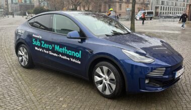 Prototyp mit Methanol-Antrieb: Dieses Auto ist gut fürs Klima | Leben & Wissen
