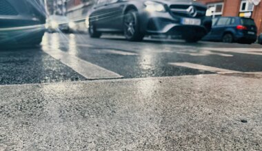 Auch auf Gehwegen - Glätte in Berlin und Brandenburg sorgt für viele Unfälle - Panorama