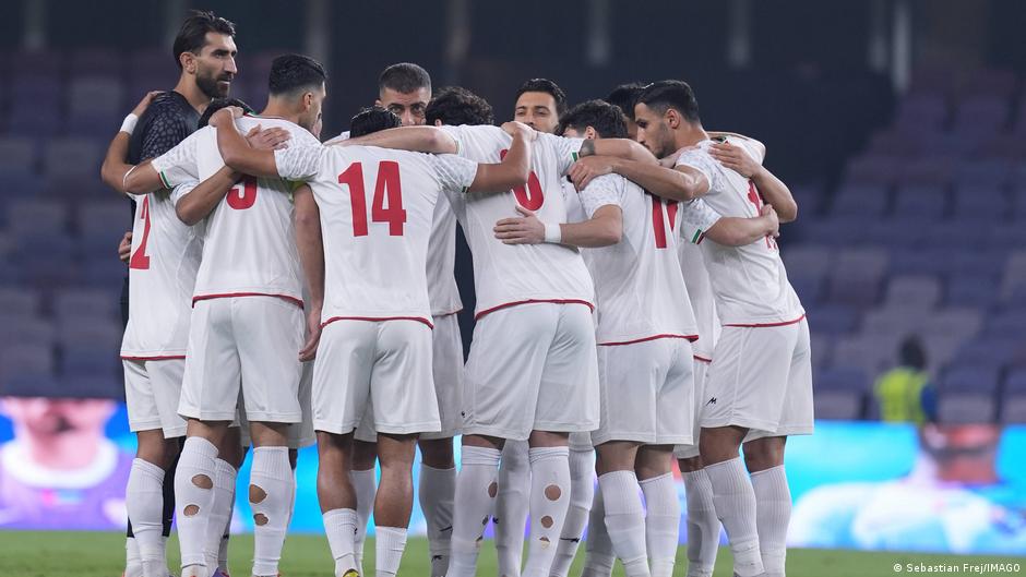 Rolle rückwärts - Iran nun doch bei WM-Auslosung dabei – DW – 04.12.2025