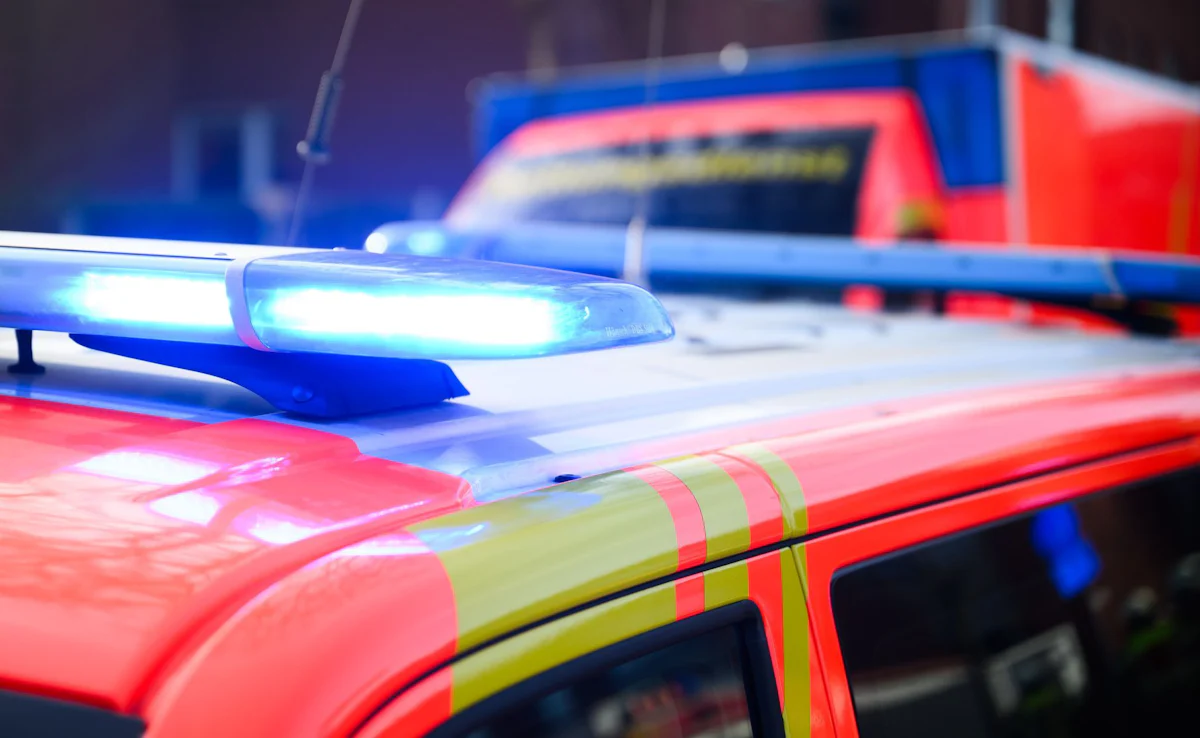 Verkehrsunfall - Lkw-Unfall auf A1 bei Stuhr: Fahrbahn Richtung Hamburg frei - Wirtschaft