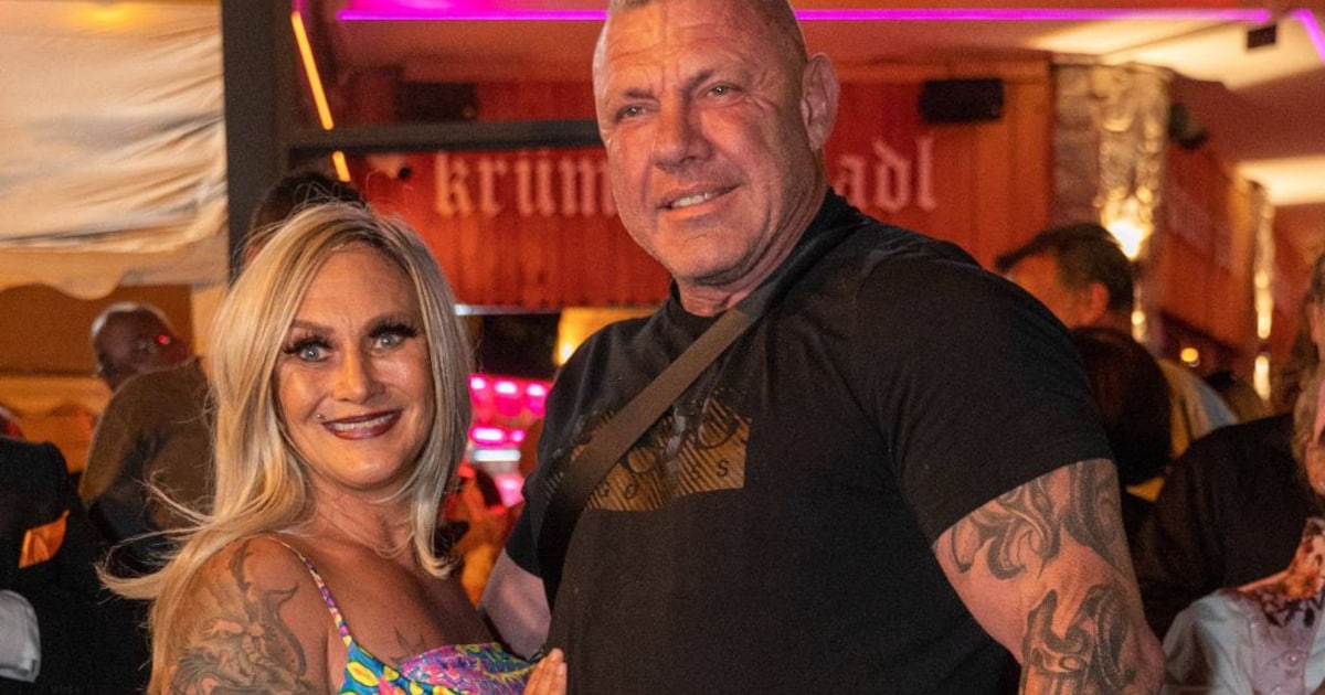 "Goodbye Deutschland"-Stars Caro und Andreas Robens auf altem Foto nicht wiederzuerkennen