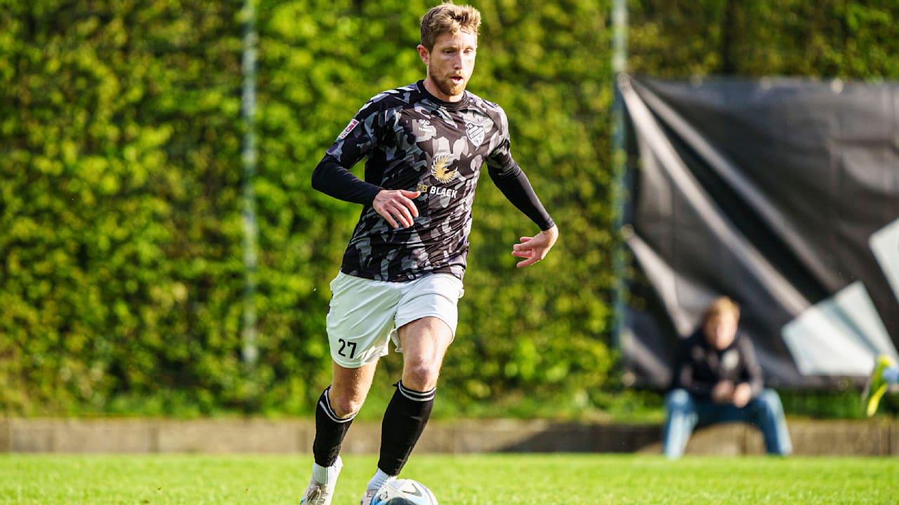 Er spielte mit Felix Kroos und Kramer zusammen: Ex-DFB-Juwel (†34) stürzte aus Sessellift in den Tod! | Sport