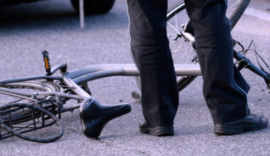 Mannheim: Zwei Radfahrer kollidieren frontal miteinander - Polizeiberichte aus Rhein-Neckar-Odenwald