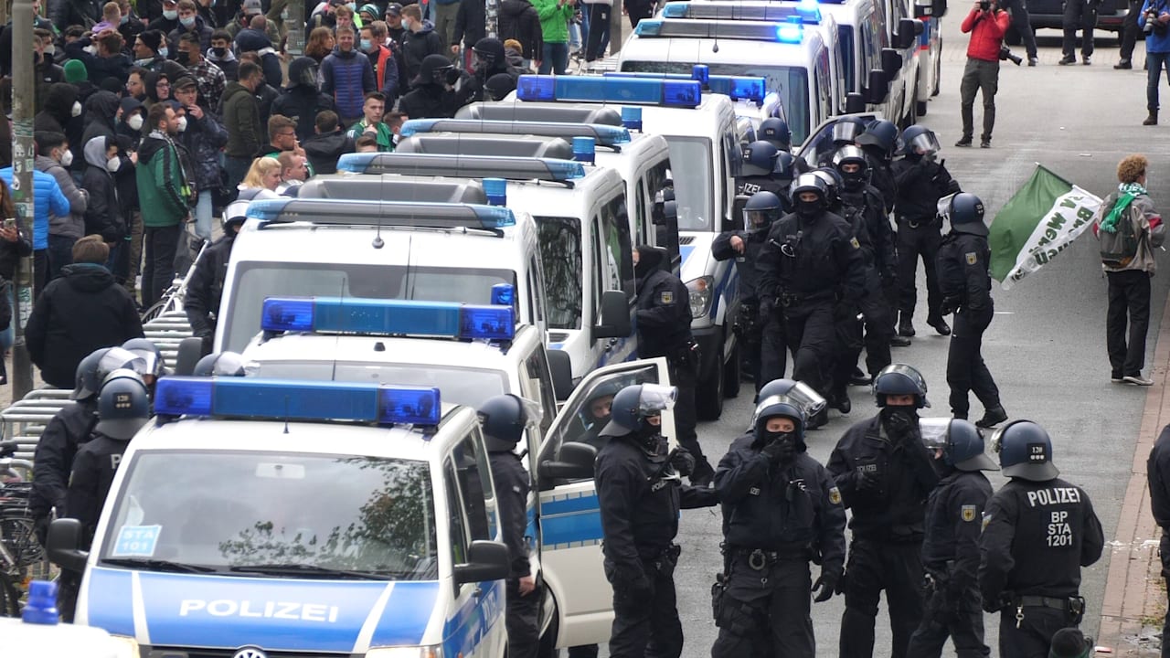 HSV – Werder: Der geheime Ultra-Plan vor dem Nord-Derby - BILD