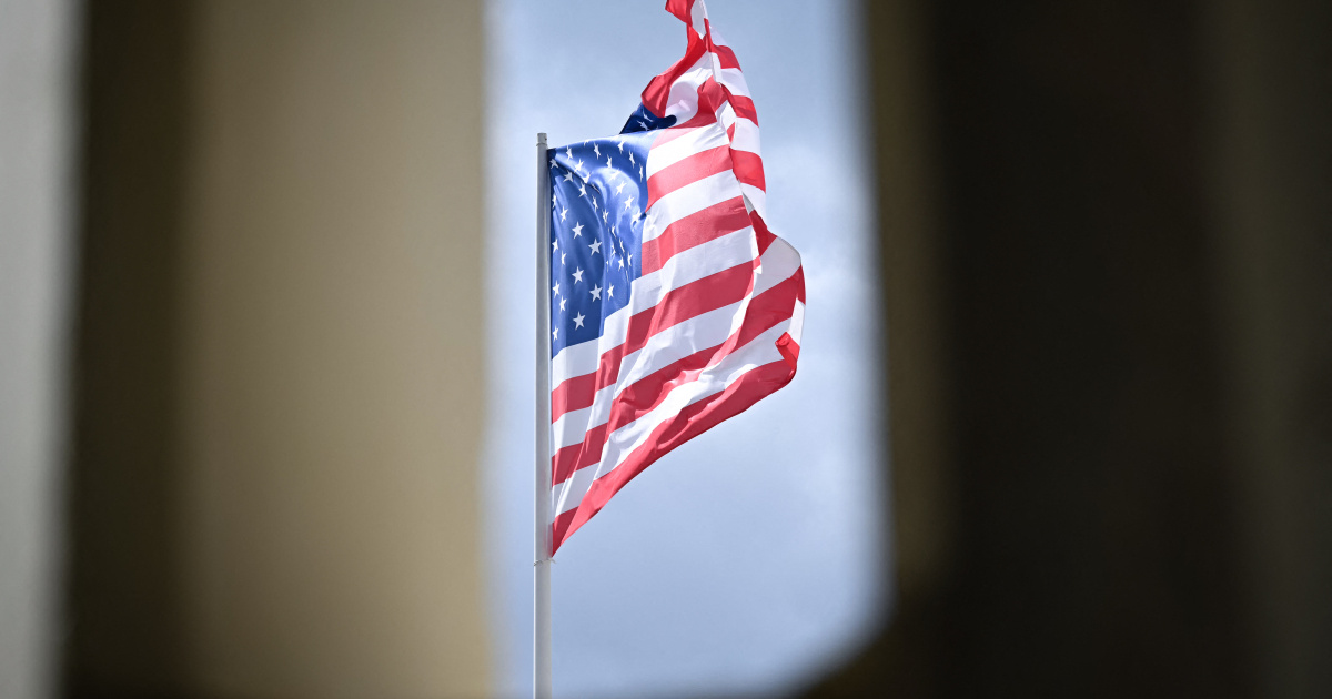 Stimmung der Dienstleister hellt sich unerwartet auf