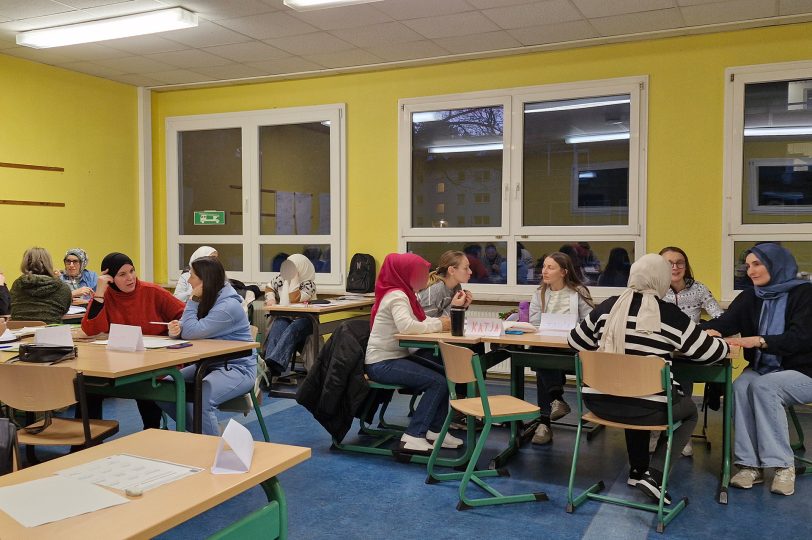 MiA –niederschwellige Frauenkurse: Migrantinnen stark für den Alltag machen.