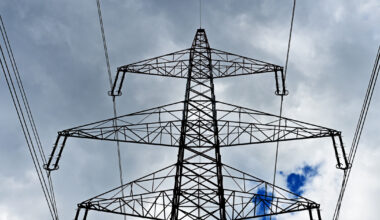 EU fordert Mega-Investitionen in Energienetz