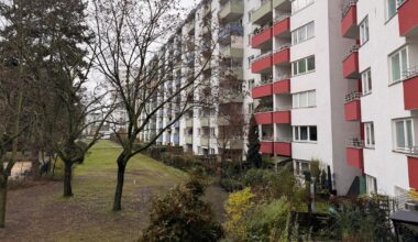 Tausende Berliner frieren bei 15 Grad - Vermieter empfiehlt Heizstrahler und erhöht Miete