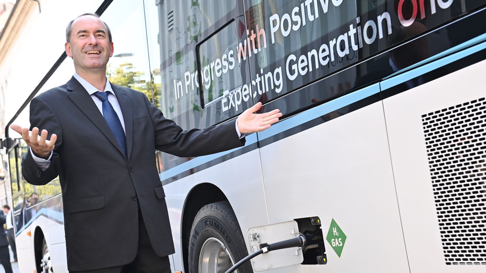 Wasserstoff-Förderung: SPD will Aiwanger stoppen