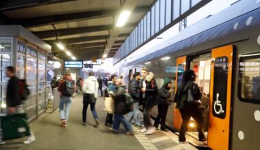 VRR beschließt neue Tarife: Alte Tickets bis März gültig