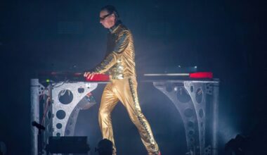 „Es wird kein Rammstein-Merchandise signiert“