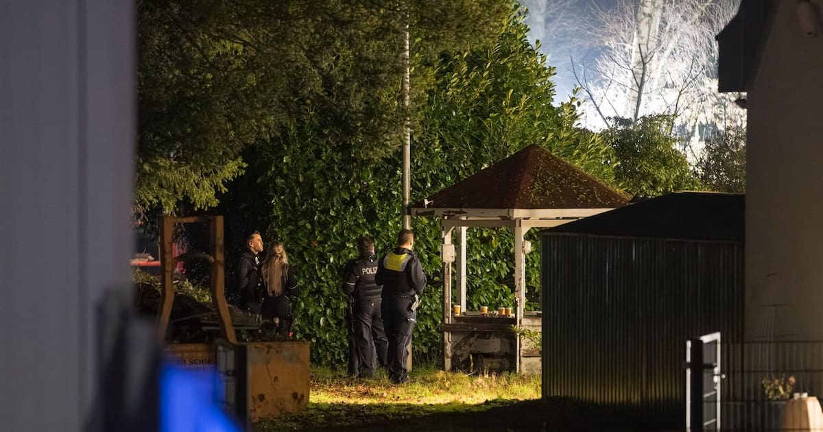 Mönchengladbach: Vier Personen in Wohnhaus überfallen