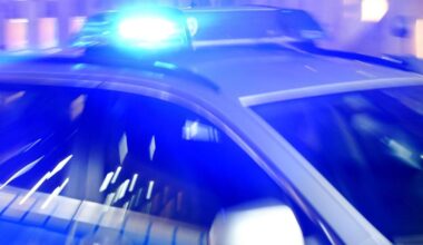 Betrunkene Autofahrerin macht Nickerchen auf der A73 bei Nürnberg