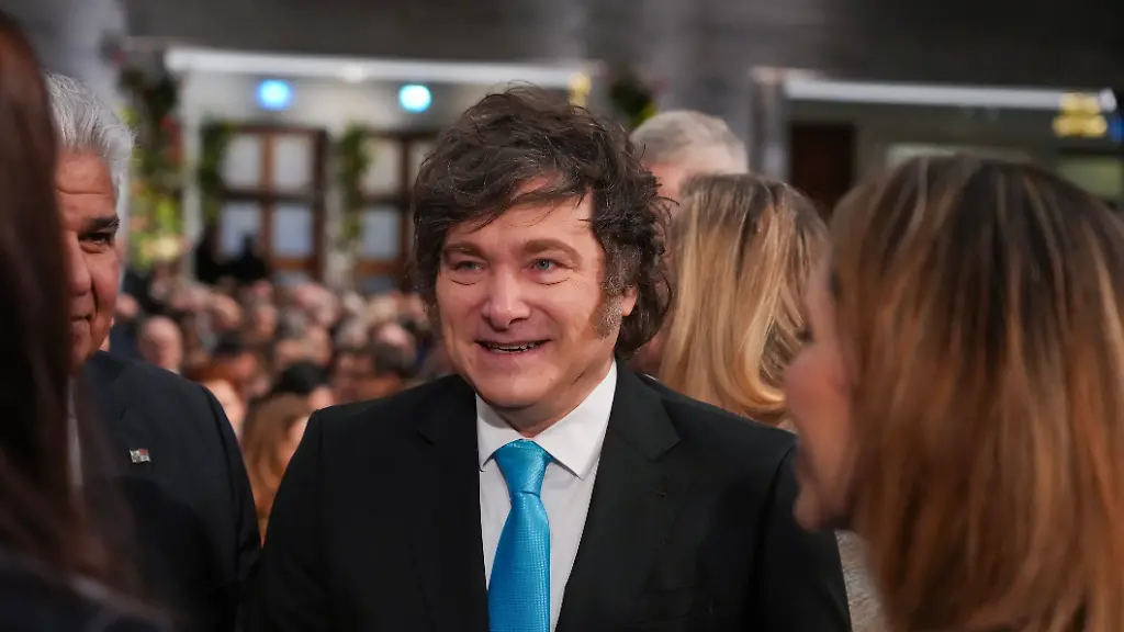 Argentine-s-President-Javier-Milei-arrives-at-Oslo-City-Hall-before-the-award-ceremony-of-the-Nobel-Peace-Prize-in-Oslo-Norway-Wednesday-Dec-10-2025