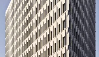 BMI-Neubau in Moabit: Strenge Fassadenstruktur, klare Formen