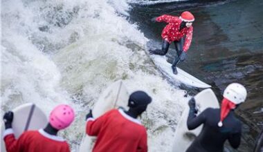 Nikoläuse surfen auf eiskalter Leine in Hannover