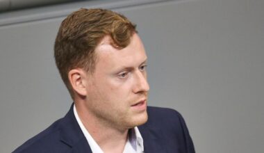 Vorwurf dubioser Geschäfte: AfD Sachsen-Anhalt will Parteiausschluss von Jan Wenzel Schmidt beantragen