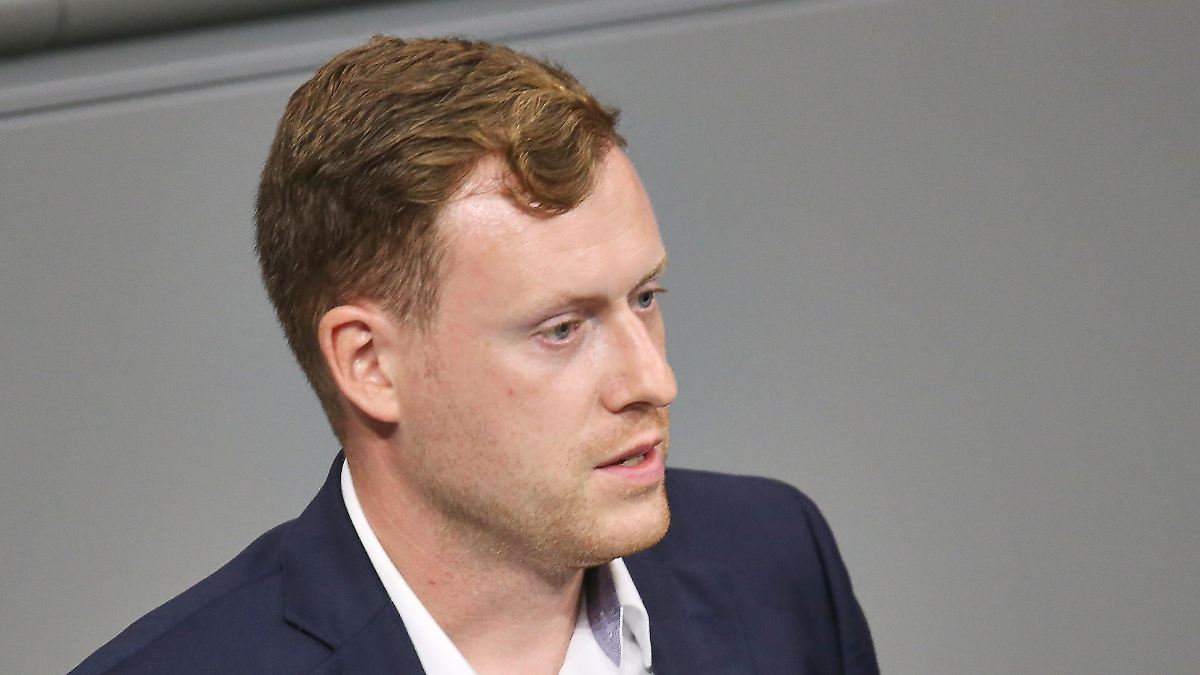 Vorwurf dubioser Geschäfte: AfD Sachsen-Anhalt will Parteiausschluss von Jan Wenzel Schmidt beantragen