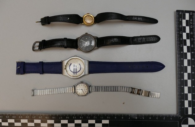 POL-COE: Nottuln, Am Vogelbusch, Schapdettener Straße/Mögliches Diebesgut - Polizei ...