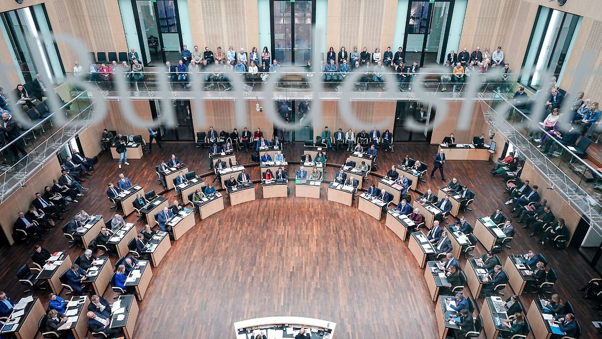 Berlin & Brandenburg: Brandenburg will sich zum Wehrdienst im Bundesrat enthalten