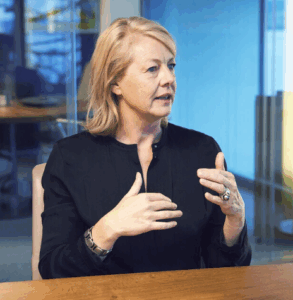 Brigitte Olsen, Bellevue AM