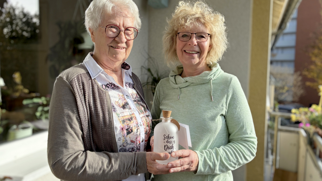 Seniorenbüro verteilt Geschenke zum Advent