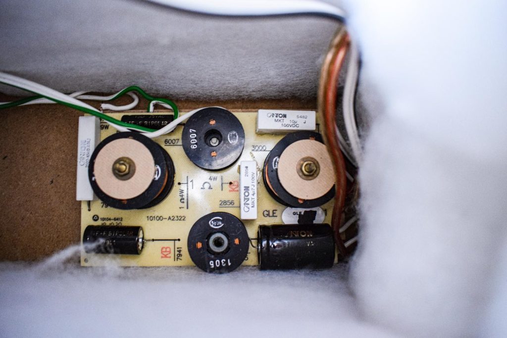 Canton GLE S2 Frequenzweiche