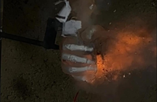 POL-DU: Stadtgebiet: Böller-Präventionskampagne der Polizei Duisburg - "Finger weg, ...