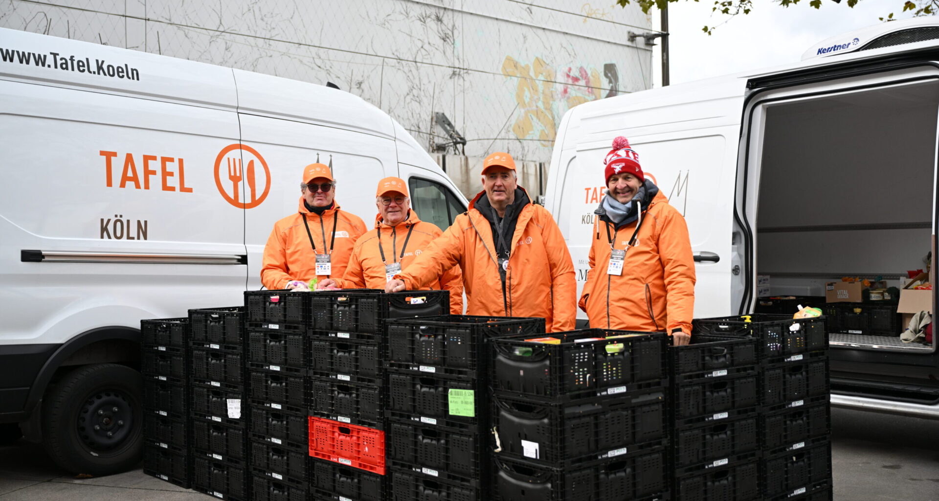 Tafel Köln zu Gast vor dem Heimspiel gegen die Adler - Lebensmittelspenden möglich
