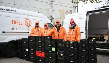 Tafel Köln zu Gast vor dem Heimspiel gegen die Adler - Lebensmittelspenden möglich