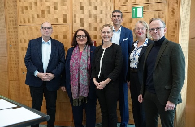 Vertreterversammlung der Deutschen Rentenversicherung Berlin-Brandenburg verabschiedet ...