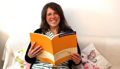 „Der Bedarf ist größer, als wir ihn decken können“: Tina Freitag leitet die ökumenische Telefonseelsorge der Diakonie in Leipzig.  