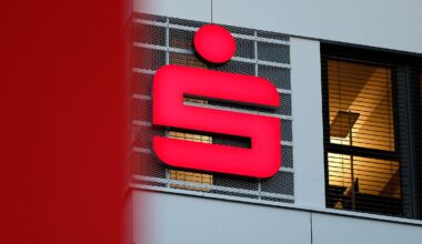 Gestohlen von einem Mitarbeiter?: Bonner Sparkasse vermisst Gold aus zwei Schließfächern