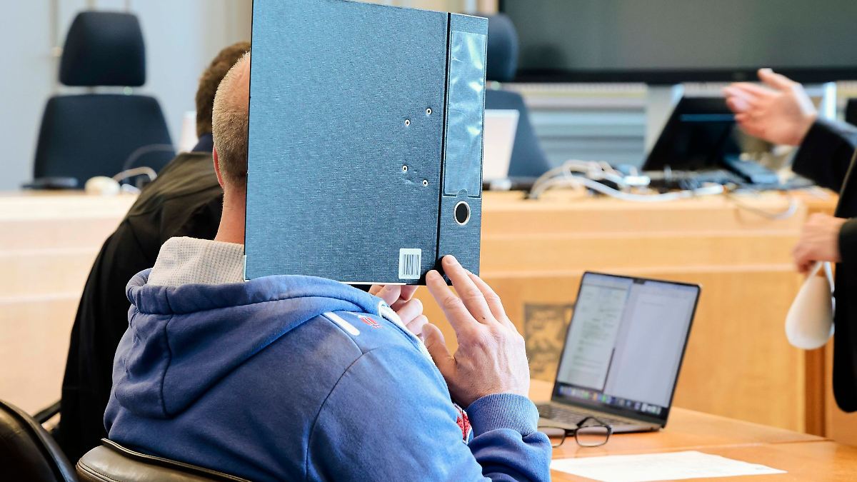 Hamburg & Schleswig-Holstein: Doppelmord in Schackendorf - Anwaltschaft fordert lebenslang