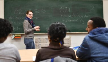 Wichtiges Engagement für Neuankömmlinge: Auch für das kommende Jahr stellt das kommunale Integrationszentrum Aachen wieder Fördermittel für ehrenamtlich Helfende zur Verfügung.